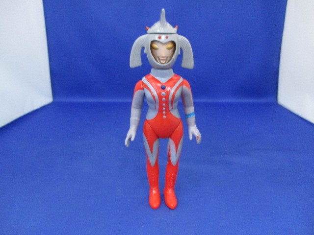 ni0807/05 レトロ 当時物 ソフビ ブルマァク ウルトラの母 変身 ブルマァク 当時物 マグマ大使 ハチクマ商店 BASE 虫プロダクション