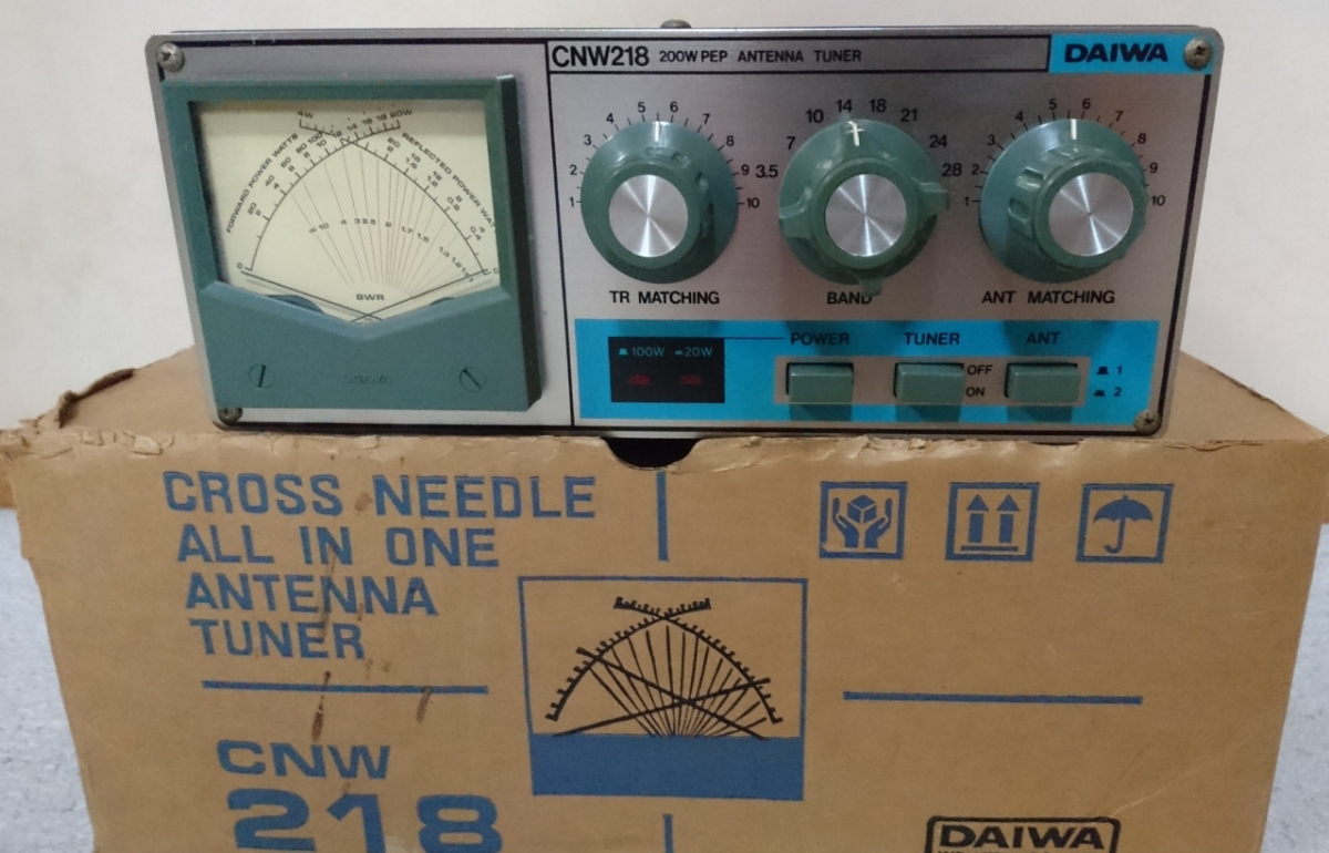 人気セール，本物保証 3.5MHz 28MHz アンテナチューナー CNW218(アクセサリ)｜売買されたオークション情報、yahooの商品情報をアーカイブ公開 - オークファン アクセサリ