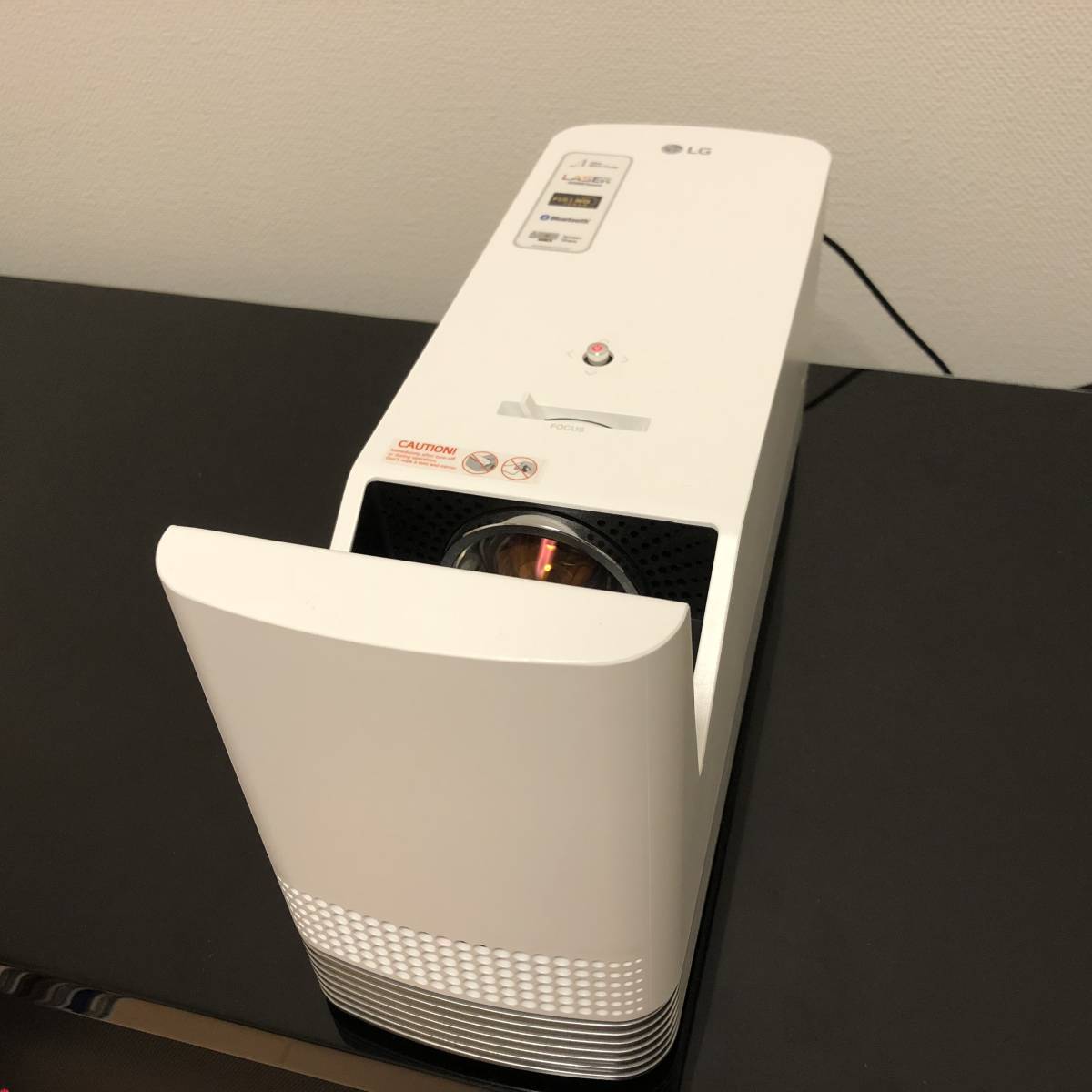 LG HF85JG 超短焦点 レーザー プロジェクター プロジェクター 【公式通販】