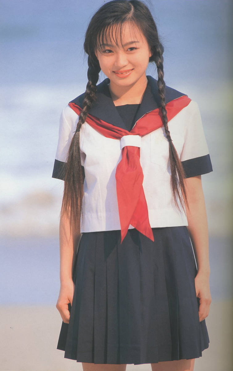 電波子18号 じゅうななさい, 進ぬ電波少年 写真集 , 電波子18号写真集 じゅうななさいっ! – FZLMQM