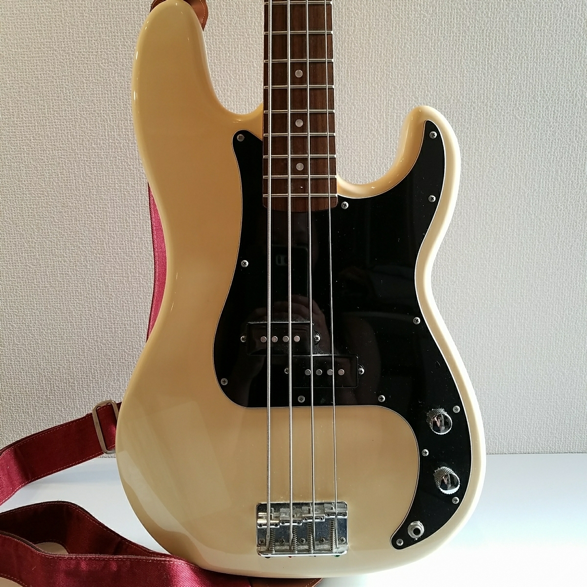1円スタート FERNANDES フェルナンデス ベース ケース付 【公式通販】