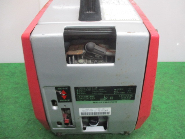 正規品，豊富な 中古品： 新ダイワ 発電機 EG551C ジャンク