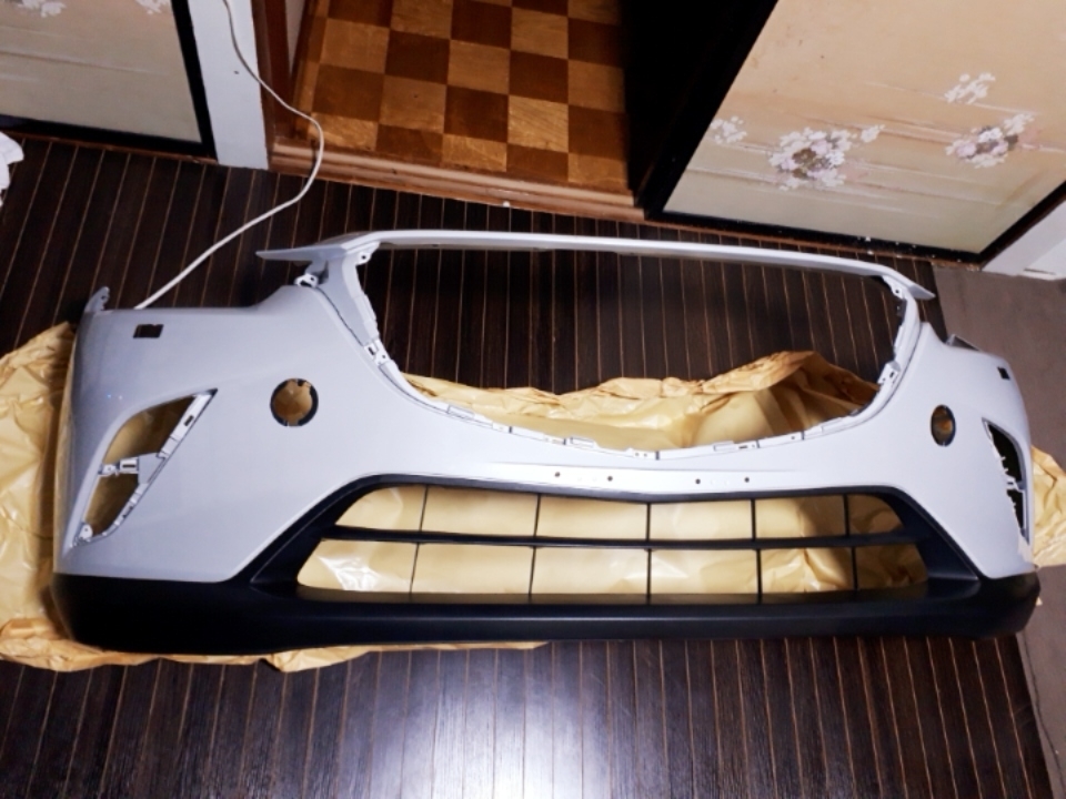 即決　CX-3　DK5FW/DK5AW/DKEFW　フロント　バンパー　純正　白　ホワイト　グレー　パール　美品　中古