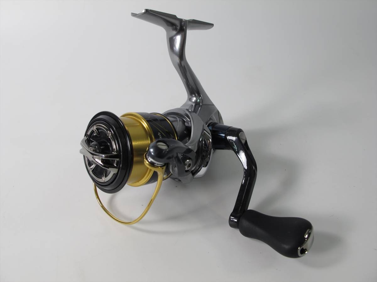 シマノ 16 ヴァンキッシュ C2000HGS SHIMANO Vanquish スピニング