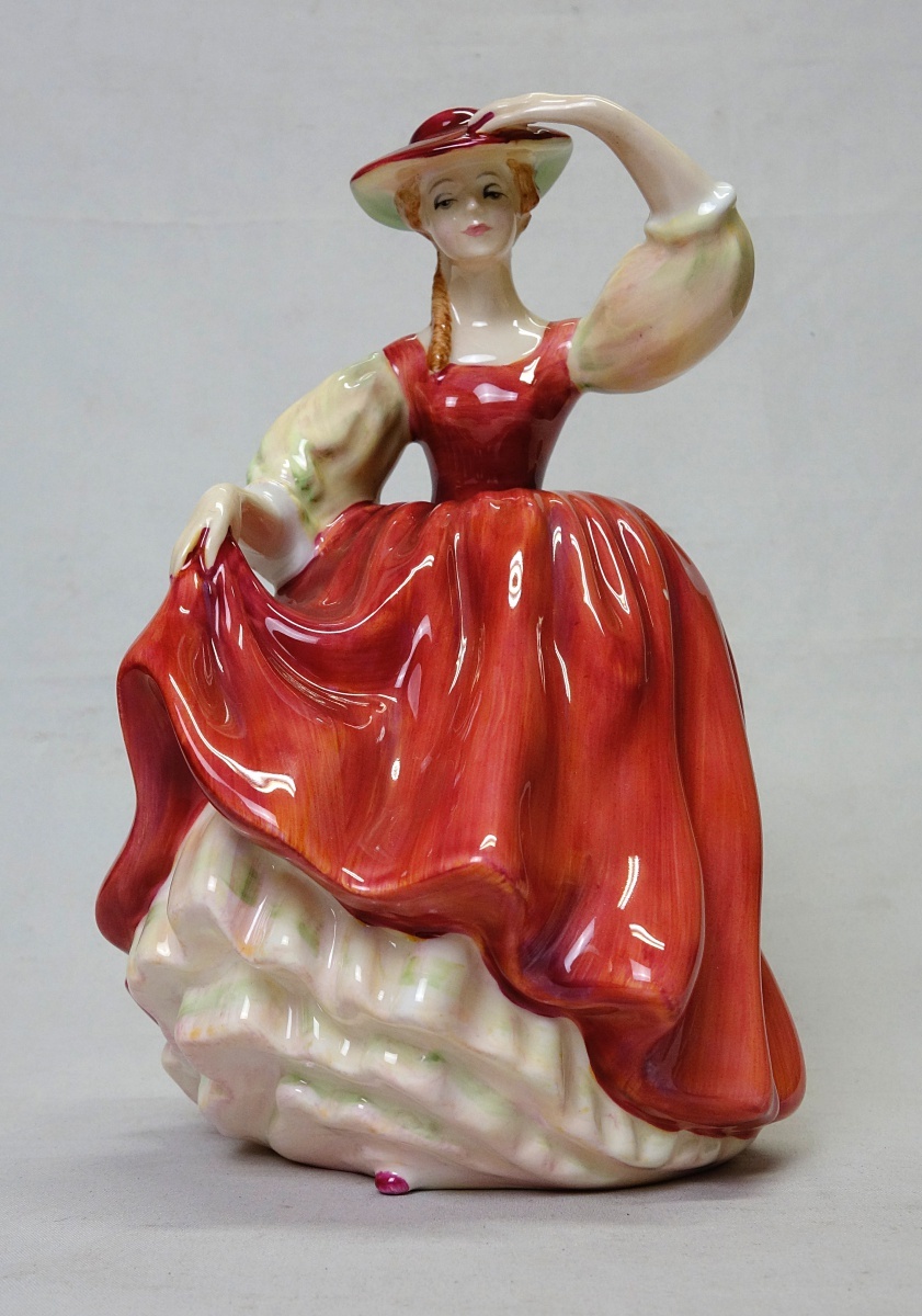 美品☆ロイヤルドルトン フィギュリン BUTTERCUP ROYAL DOULTON 陶器