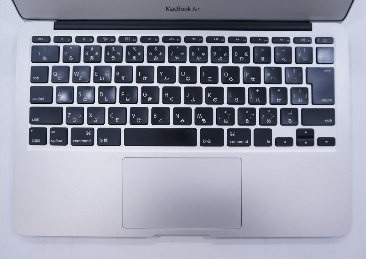 Apple Macbook Air A1370 (11-inch， Mid 2011） ジャンク品 Macbook