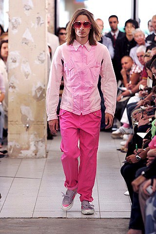 低価，人気セール コムデギャルソンオムプリュス ピンク移染加工 ウール縮絨 クロスモチーフ切替 ジップアップ ジャケット ピンクパンサー AD2004 05SS(ジャンパー、ブルゾン)｜売買されたオークション情報、ya 男性用