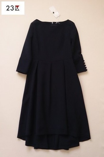 ■23区　【23区×VERY】コラボワンピース　新品　38号　ネイビー　