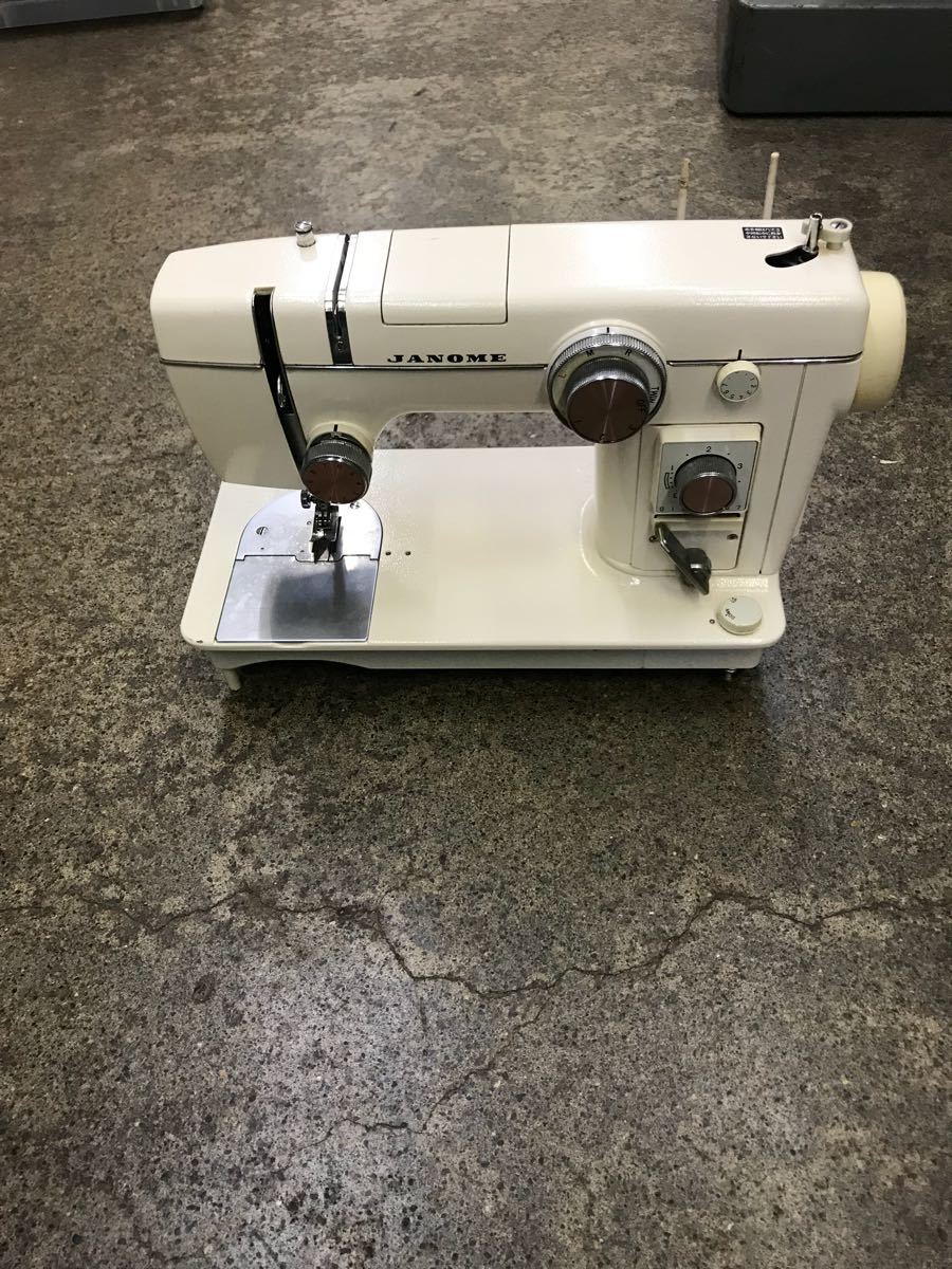 【豊富な，お買い得】 ジャンク品 ジャノメミシンMODEL802(ジャノメ)｜売買されたオークション情報、yahooの商品情報をアーカイブ公開 - オークファン ジャノメ