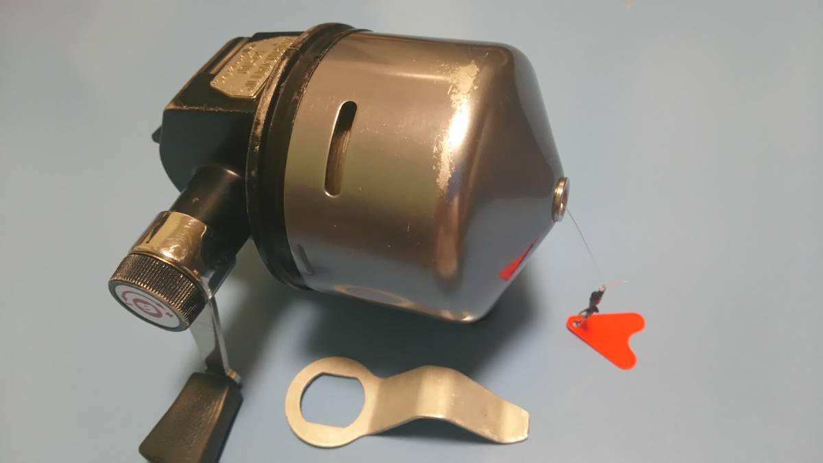リール Abumatic 290 . Product of sweden s-l1200.jpg