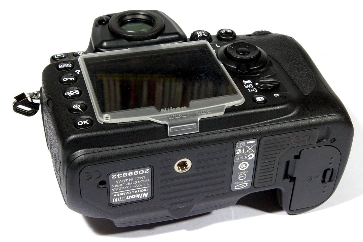 綺麗です！ ニコン FXフォーマット Nikon D700 AF-S VR Zoom-Nikkor 24-120mm f3.5-5.6 G IF-ED レンズ付きセットです！_7