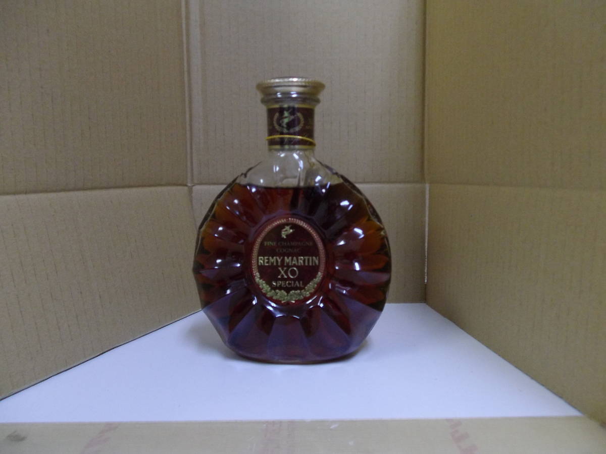 k0172 REMY MARTIN XO SPECIAL レミーマルタン XO 700ml 未開栓 古酒 1