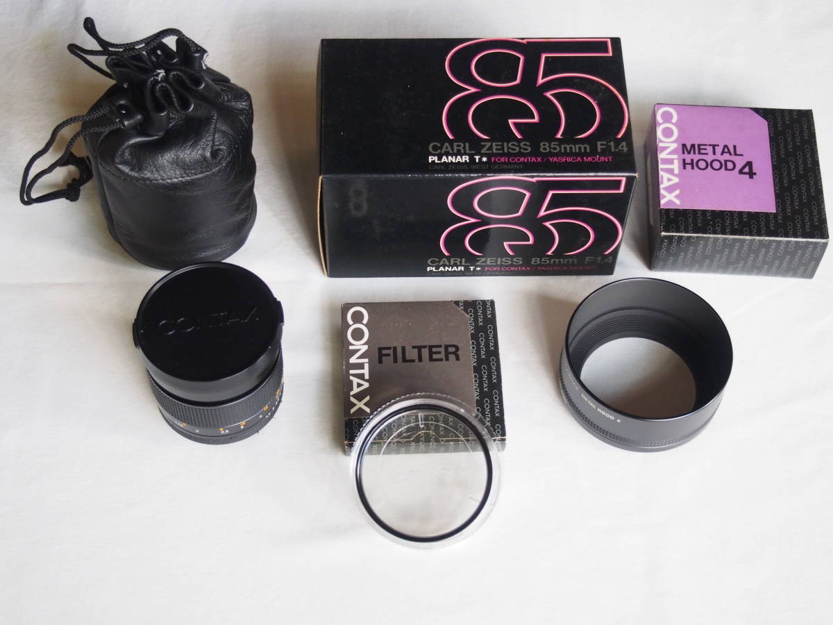  極 完動品 CONTAX Planar プラナー 85mm F1.4 AEG 自動絞り(ヤシカ、コンタックス)｜売買されたオークション情報、yahooの商品情報をアーカイブ公開 - オークファン ヤシカ、コンタックス