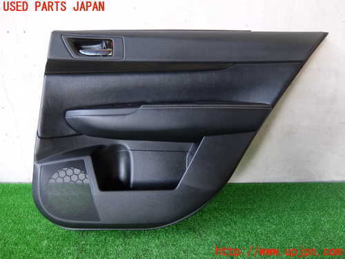 2UPJ-40141294]レガシィB4(BM9)右後ドア内張り 中古