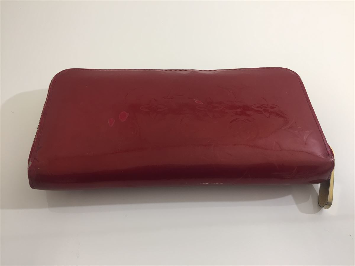 中古】ルイヴィトン / ヴェルニライン / ジッピー / ウォレット(赤
