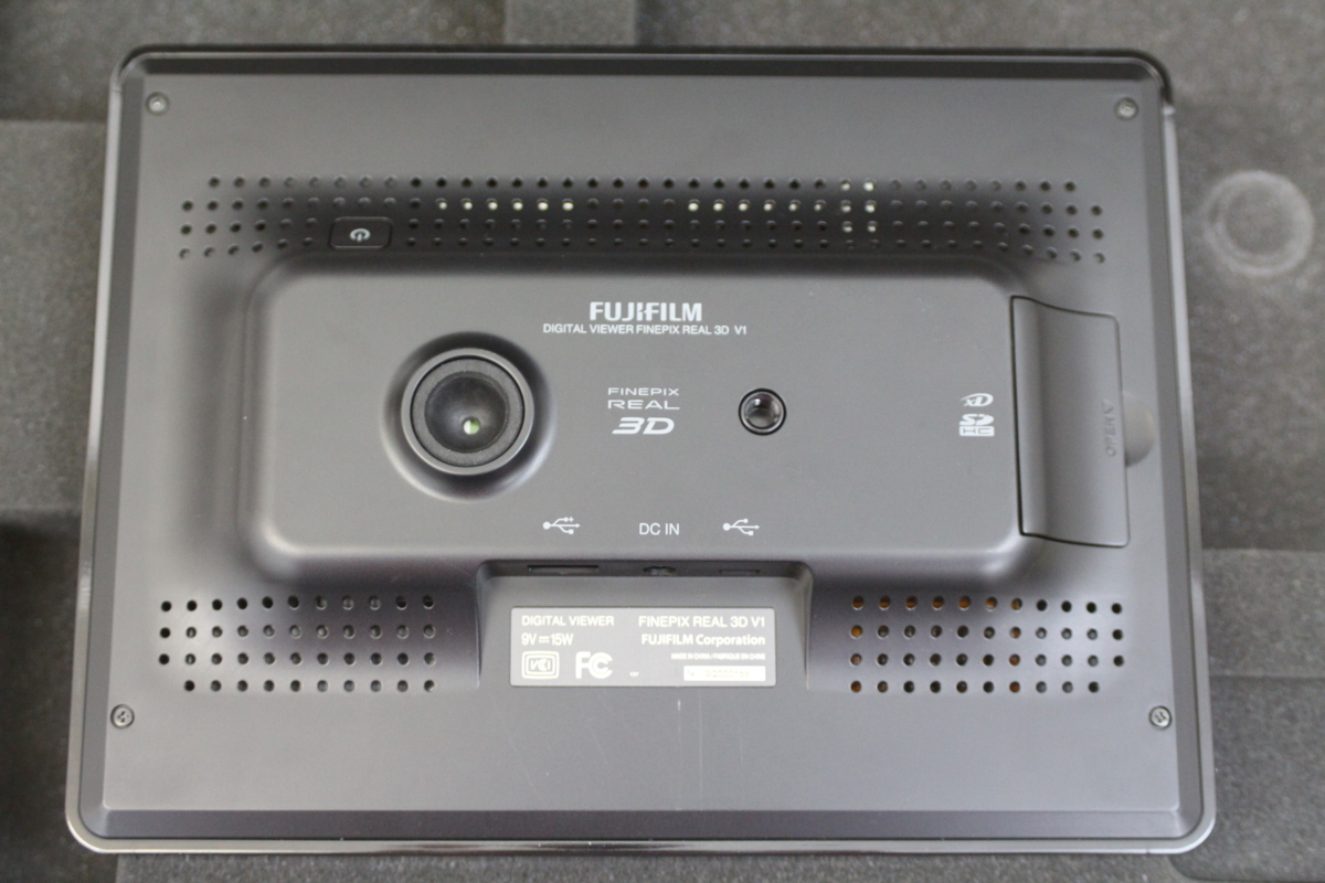 FUJIFILM FinePix REAL 3D V1 digital camera Viewer black English