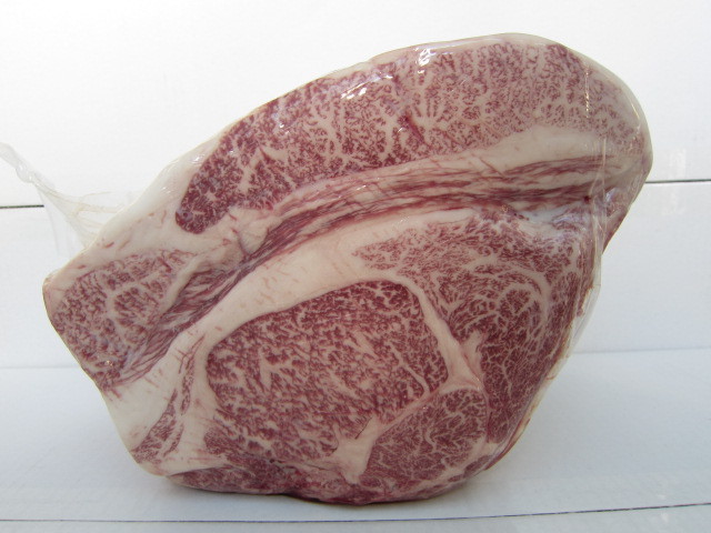 信州牛A5 特選外モモ(しゃぶ切り落とし) 2,2kg (61 信州牛A5 特選外モモ(しゃぶ切り落とし) 2,2kg (61