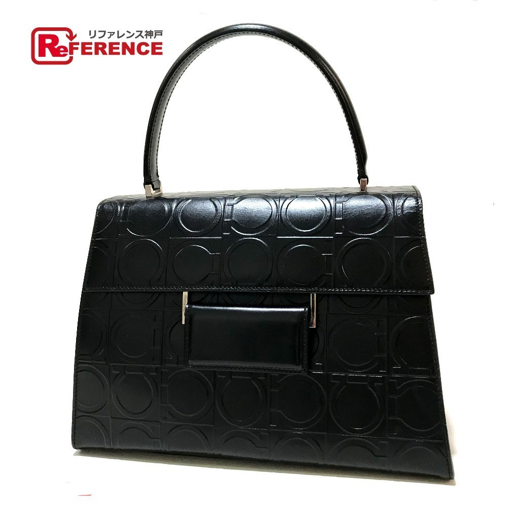 美品　サルヴァトーレフェラガモ　トートバッグ　ヴァラリボン　レザー　A4可　黒 サルヴァトーレフェラガモトートバッグナイロンヴァラリボン大容量A4収納