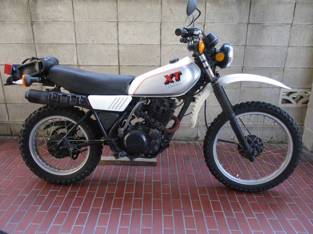 □ヤマハXT250 3Y5昭和55年4月から製造されたレトロなヴィンテージ 