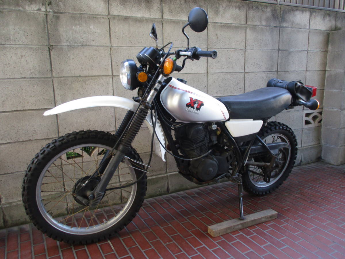 □ヤマハXT250 3Y5昭和55年4月から製造されたレトロなヴィンテージ