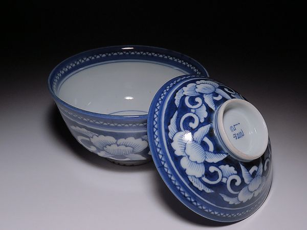 古伊万里 江戸後期 | iichi 染付 牡丹文蓋茶碗 1客 個体B