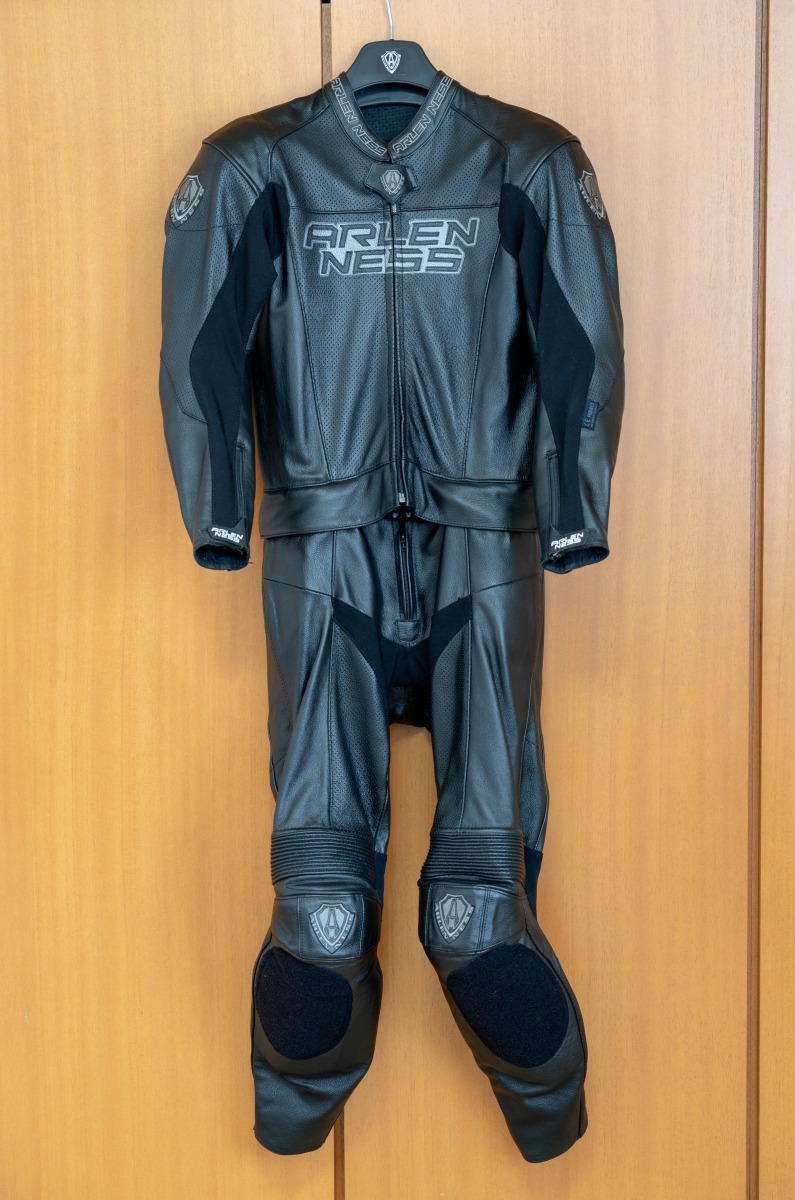 美品・希少 ARLEN NESS アレンネス オイルレザー 2Pレーシングスーツ