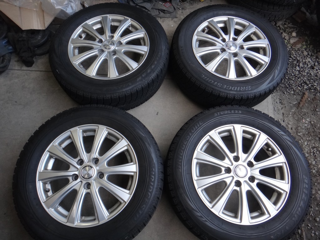 Bridgestone Blizzak BSW 215⁄60R16 95H Tire 0 215⁄60r16冬タイヤバリ 
