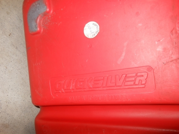 QUICKSILVER　クイックシルバー　シープロ　15馬力燃料タンク_4