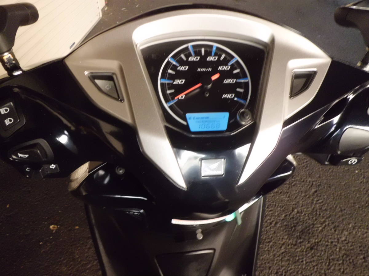 リード125 シグナスX SR の違いを比較 ◇◇ リード125 ホンダ PCX シグナス