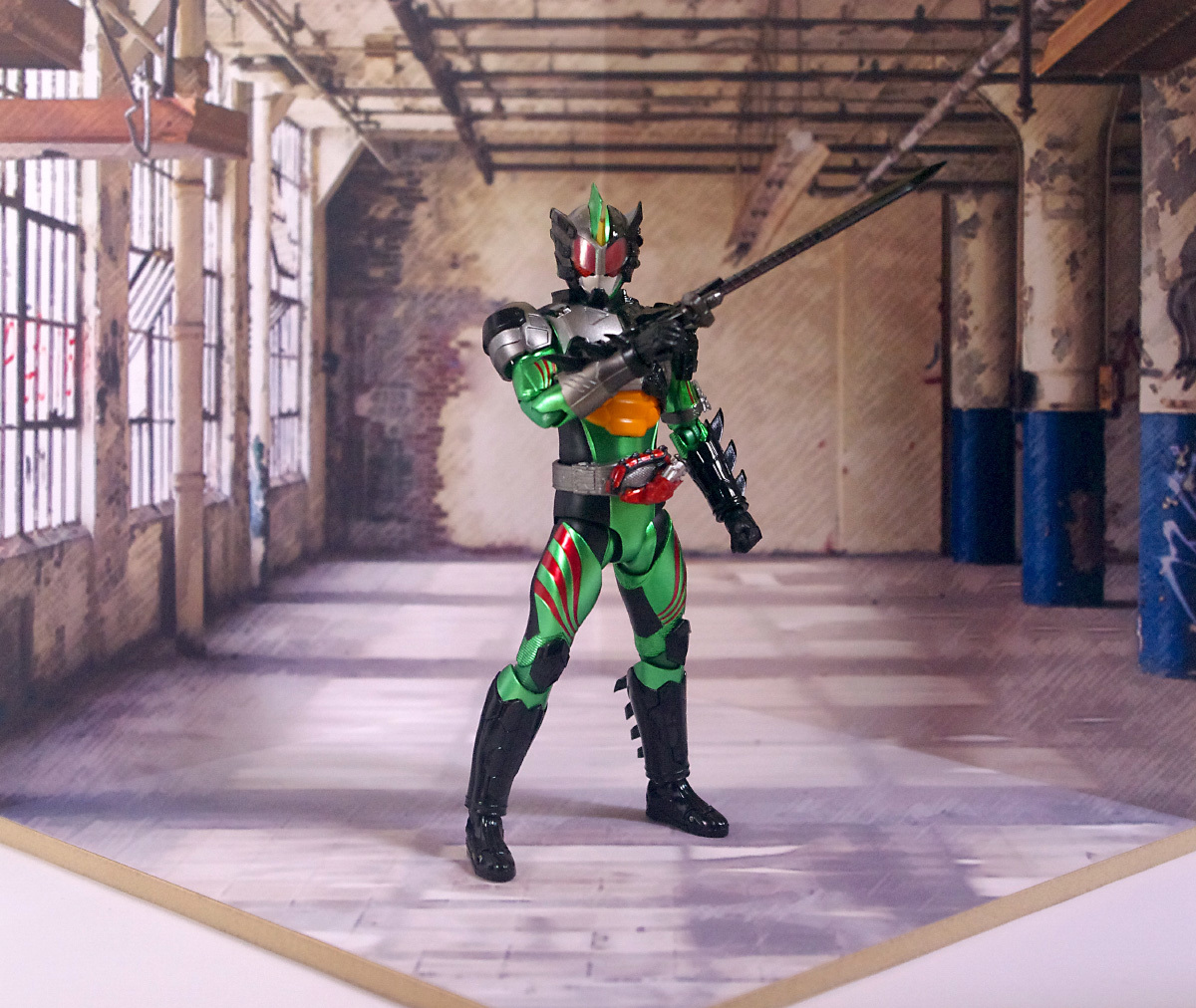 仮面ライダーアマゾンニューオメガ | S.H.フィギュアーツ 公式通販 