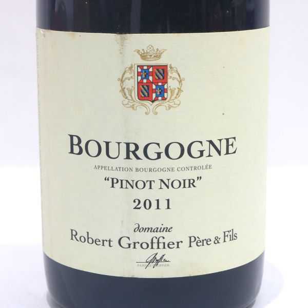 ☆Robert Groffier Pere&Fils（ロベール グロフィエ ペール エフィス）ブルゴーニュ ピノノワール 2011 X9A1140
