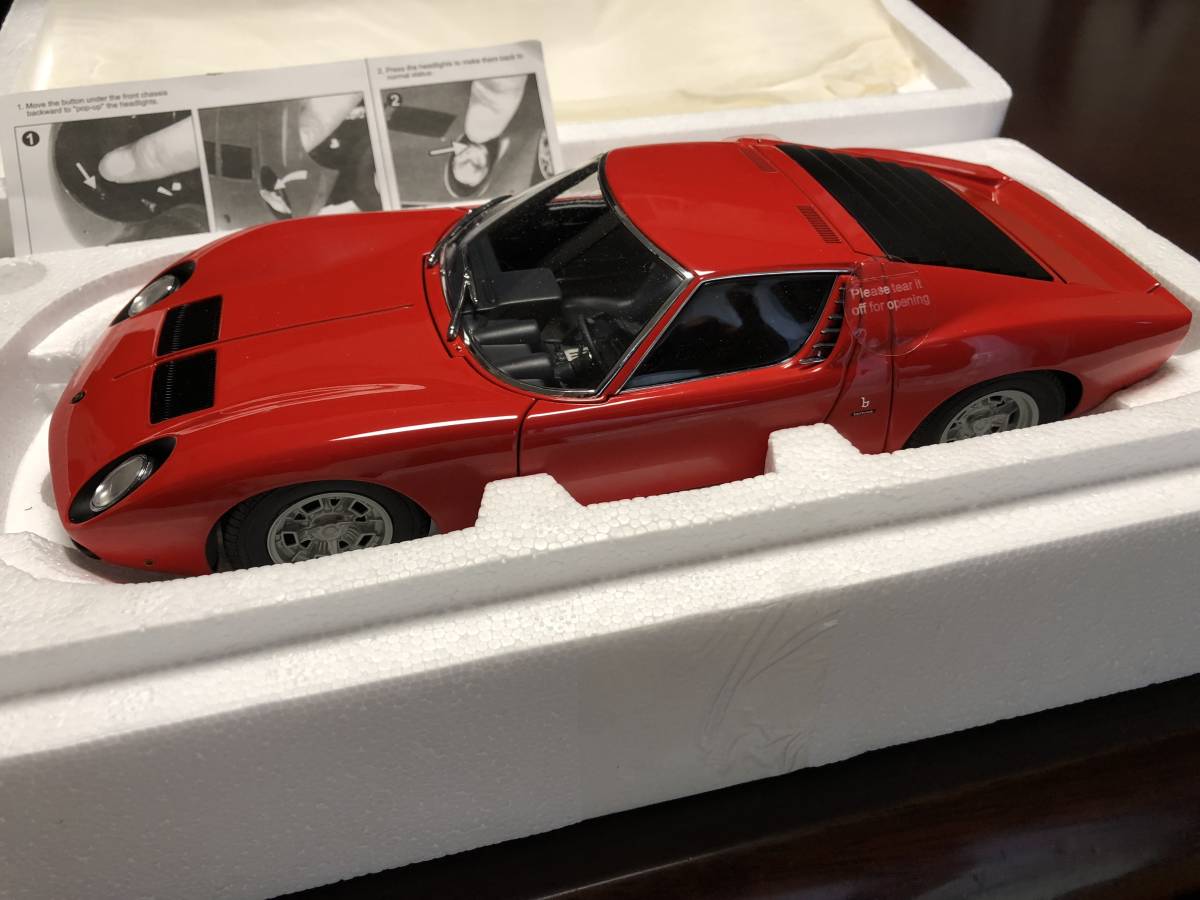 ミニカー オートアート(AUTOart) 1⁄18 ランボルギーニミウラ