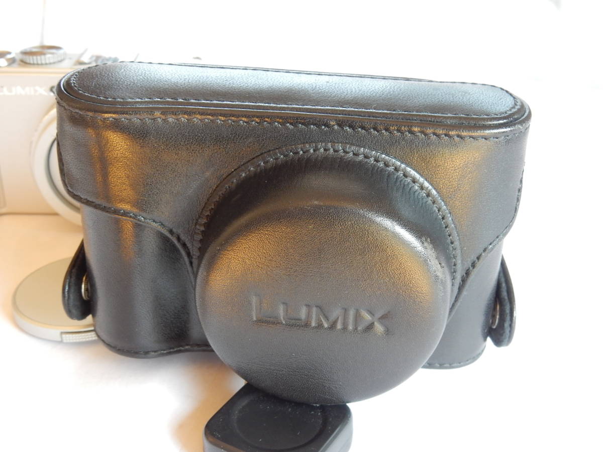 Panasonic LUMIX LX3 自動開閉キャップ＆革ケース付 動作確認済 カメラ