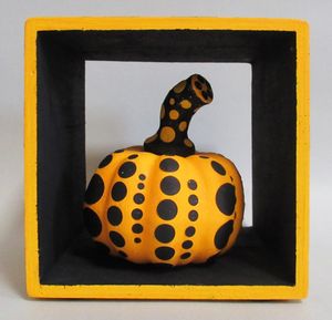 美品 草間彌生 展 かぼちゃ 展示用オブジェ　Victoria Miro）村上隆 エスパス ルイ・ヴィトン大阪で草間彌生のアートに浸る | GINGER