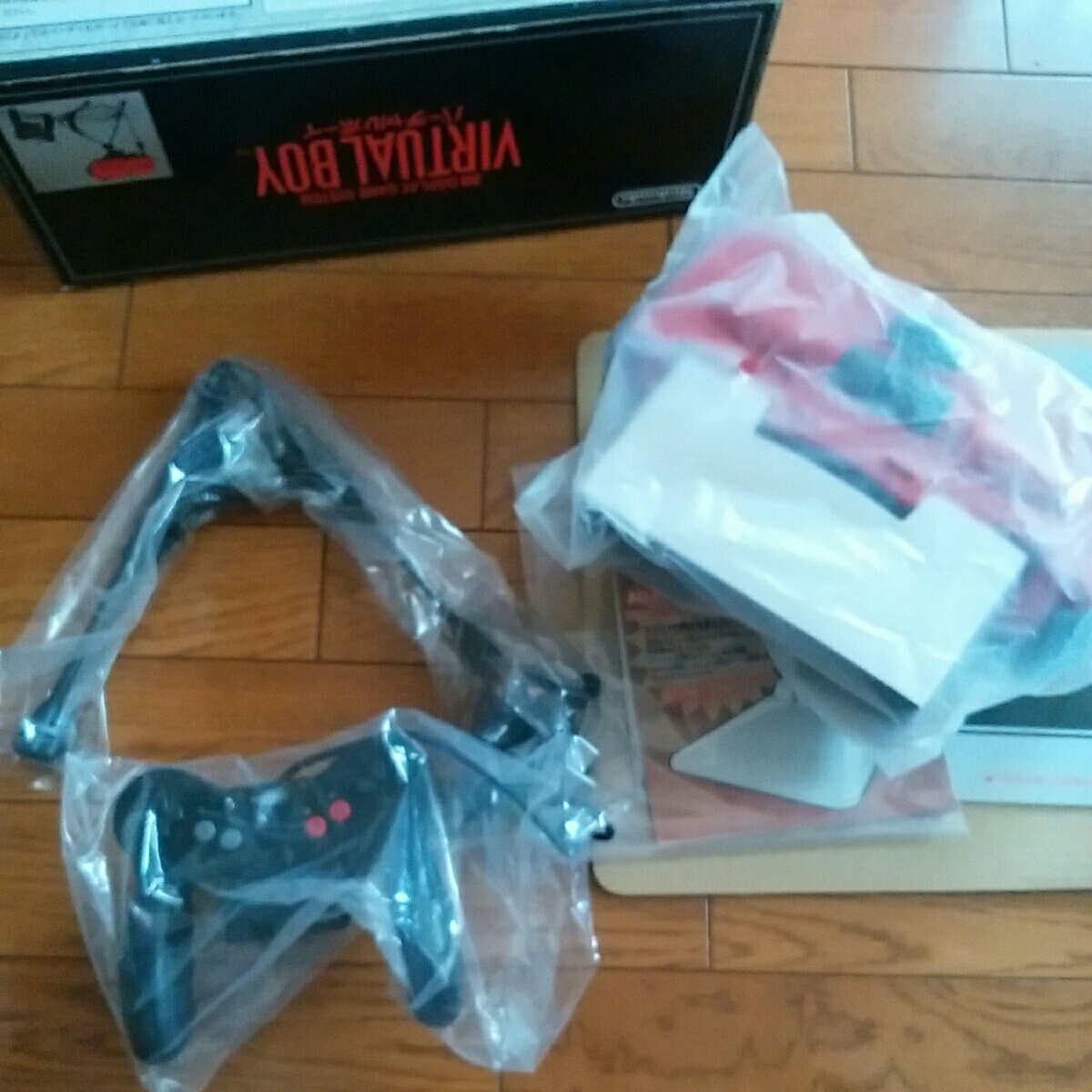 バーチャルボーイ ジャンク Nintendo Virtual Boy Console - Red and