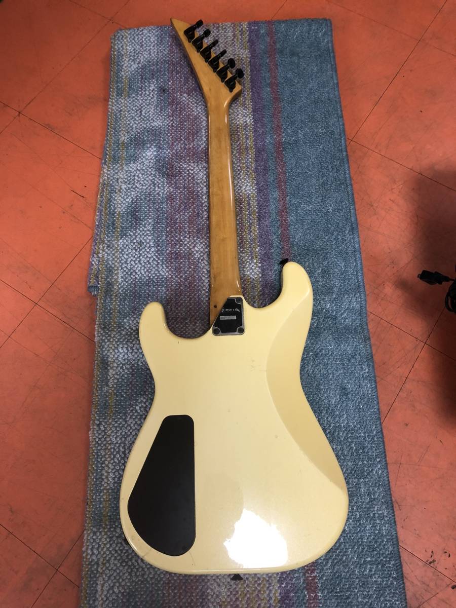 シャーベル キングV charvel⁄Jacksonの通販はau PAY マーケット