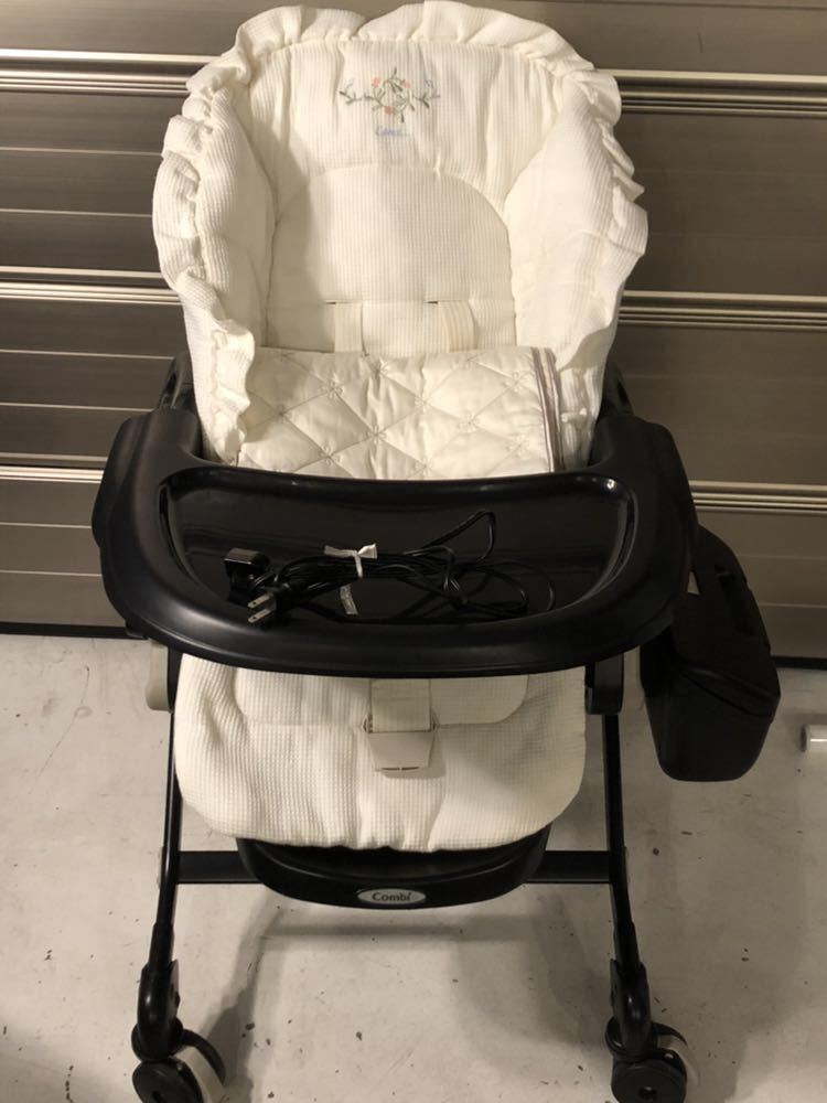 Combi コンビ フェアレット AT ラグジュア 電動 スウィングチェア