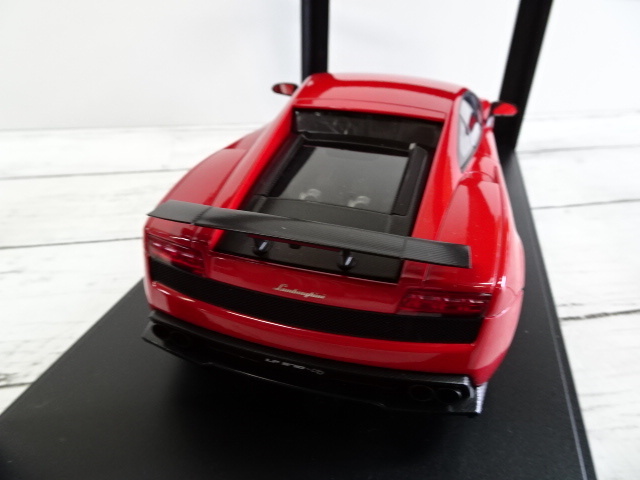 ミニカー】ランボルギーニ ガヤルド LP570-4 スーパーレジェーラ