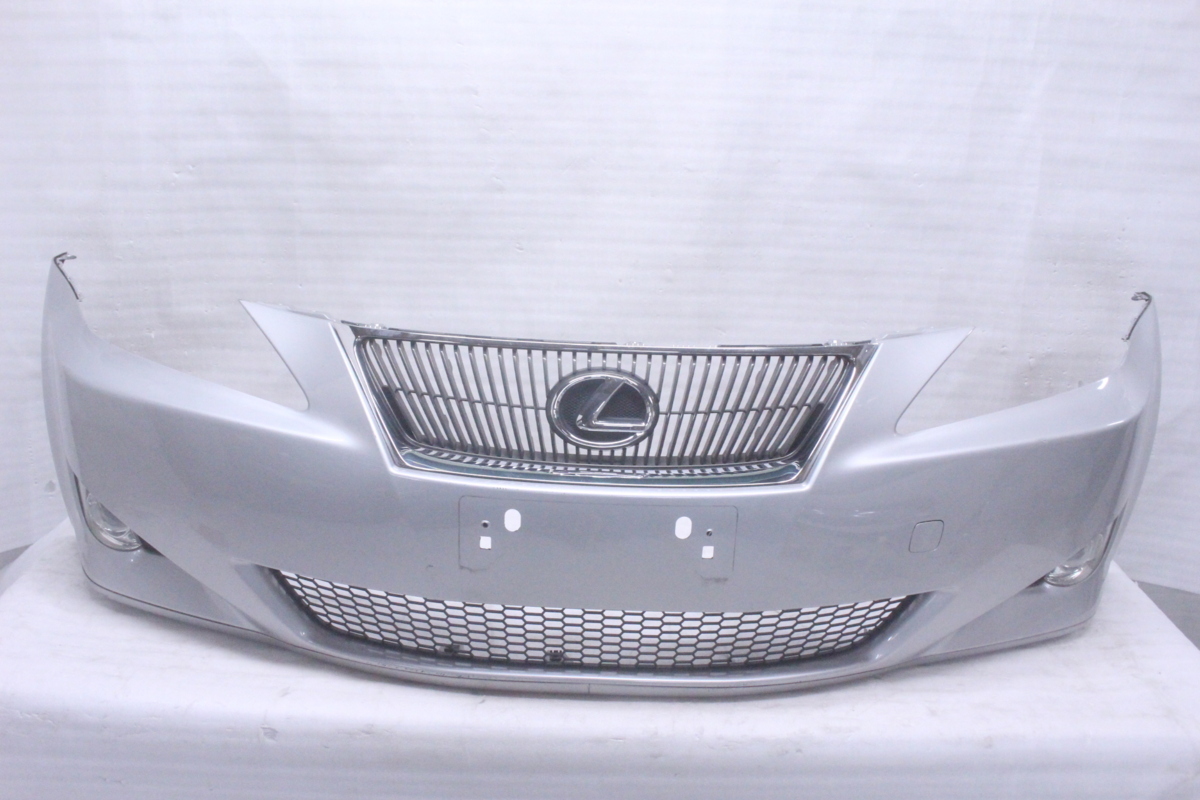 LEXUS　レクサス　IS スピンドルグリル　AVE3＃ 中古品　純正品 LEXUSレクサスIS スピンドルグリルAVE3＃ 中古品純正品