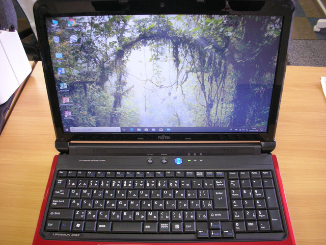 FUJITSU LIFEBOOK AH56/C　Win10／Microsoft Office2019／320GB／メモリ4G／スグ使える
