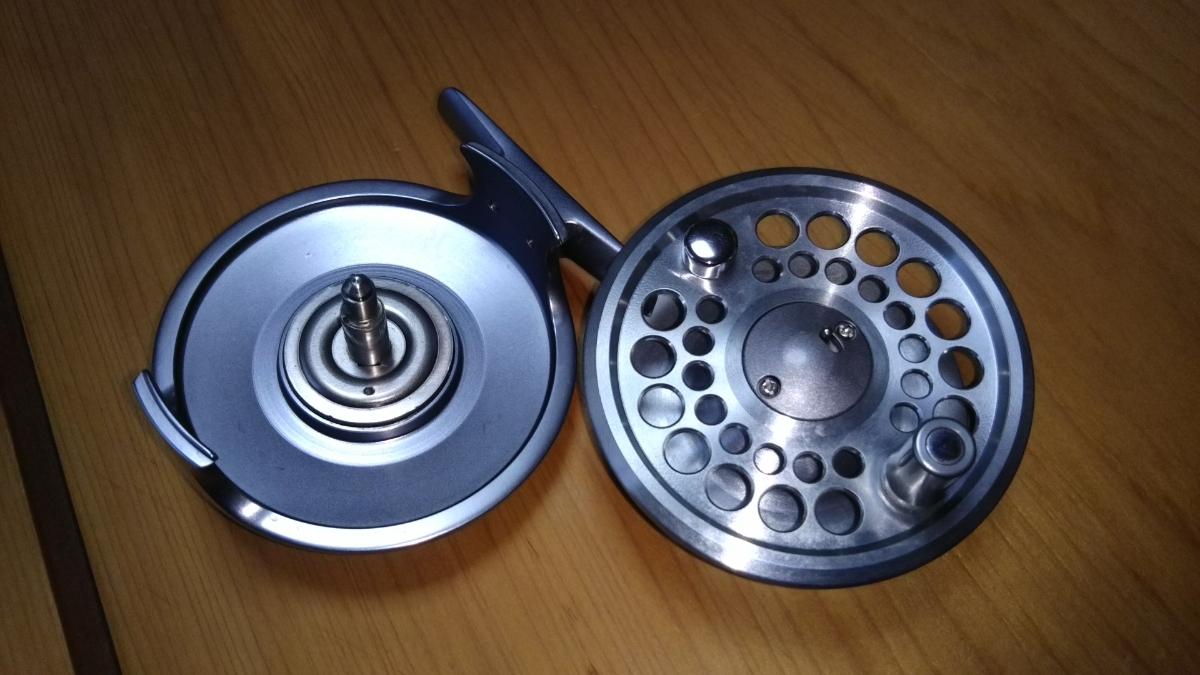 フライフィッシング釣竿とリール_5