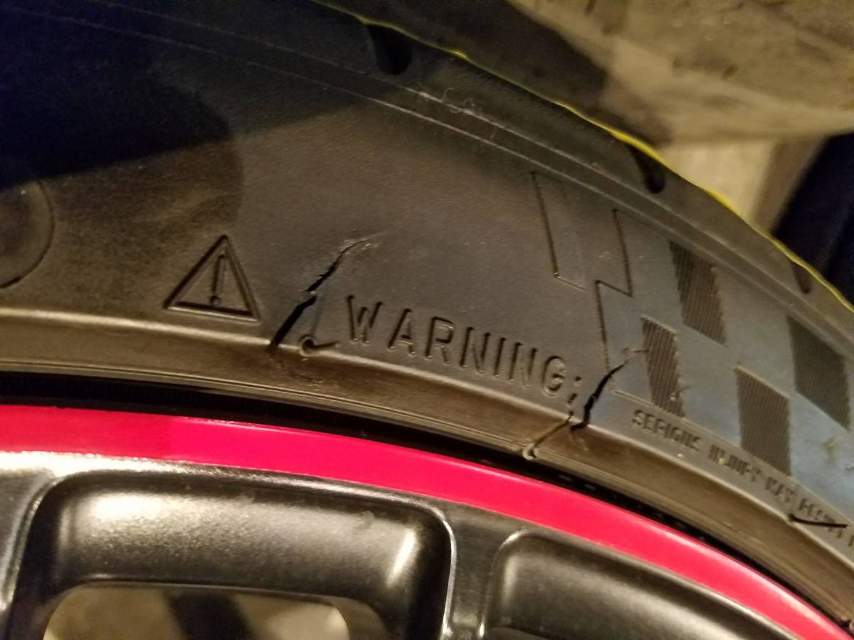 中古美品　ベンツW205 C63s エディション1　セダン　純正ホイールタイヤ4本セット