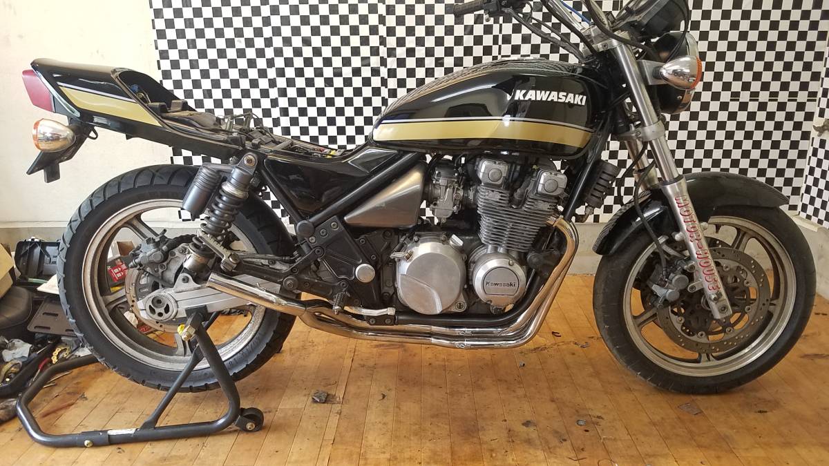 ゼファー400 初期型 外装ニューペイント ZR400C 【公式通販】