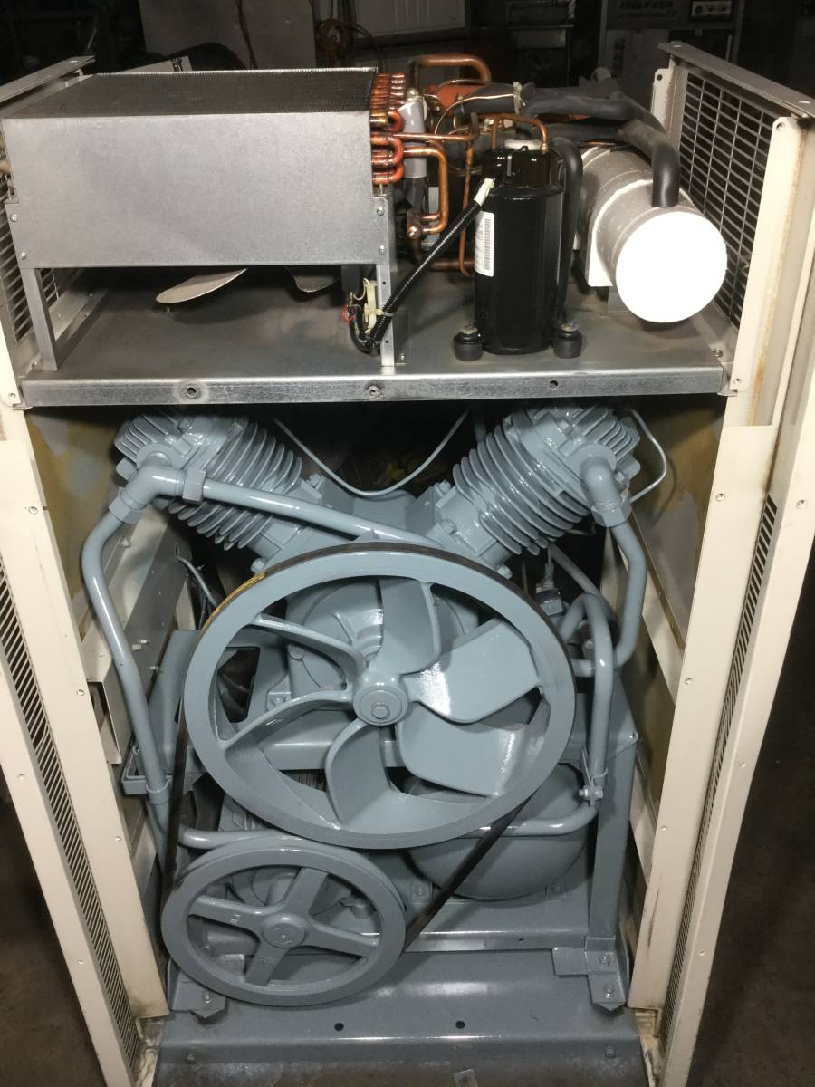 日立POD-7.5M5 ドライヤー付 オイルフリ-エアーコンプレッサー 7.5kw