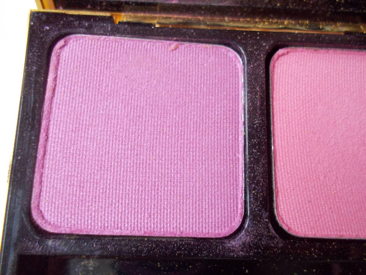 送140円 残量99.99% ほぼ未使用 色試しのみ YSL 2色アイシャドウ パウダーデュオ no75. 箱付き サンローラン ピンクーパープル系_3