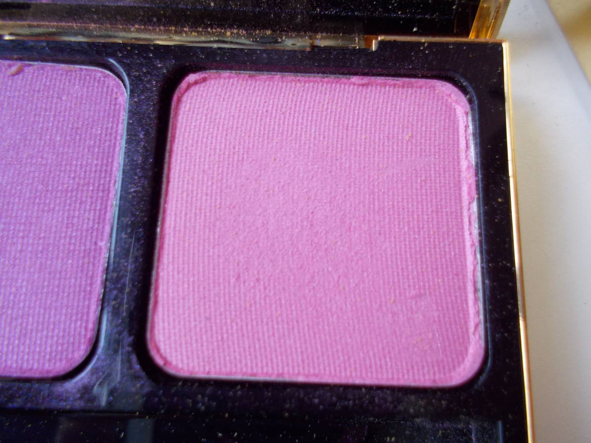 送140円 残量99.99% ほぼ未使用 色試しのみ YSL 2色アイシャドウ パウダーデュオ no75. 箱付き サンローラン ピンクーパープル系_4