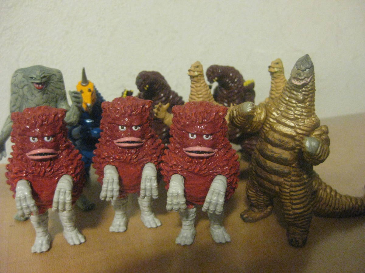 40体以上】ウルトラ怪獣+宇宙人 HGシリーズ ガシャポントイズ バルタン  