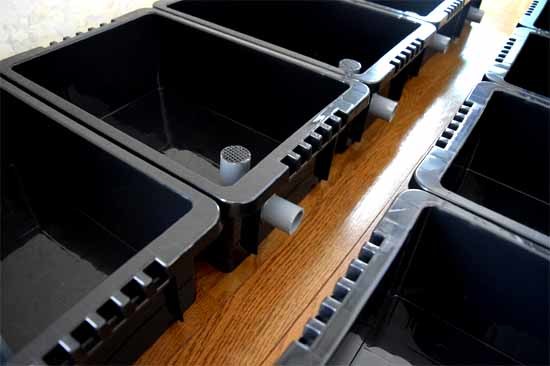 メダカ飼育容器 プラ舟水槽 オーバーフロー付き3個セット 30cm 売買されたオークション情報 Yahooの商品情報をアーカイブ公開 オークファン Aucfan Com