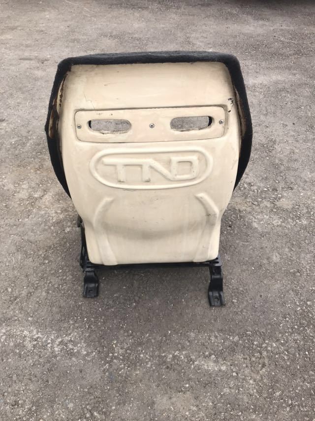 バケットシートTND