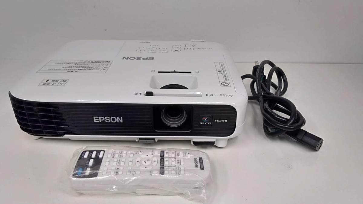 EPSON/エプソン 3000lm プロジェクタ EB-S04 ランプ使用時間2041H